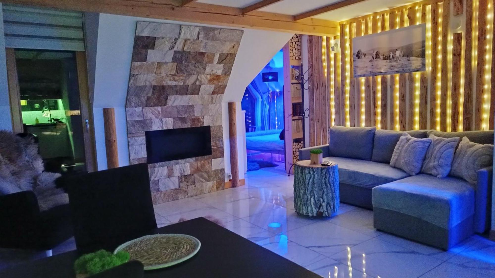 Lux Houses W Domku Tylko Dwa Apartamentyz Jacuzzi Zewnetrznym Groń Eksteriør billede